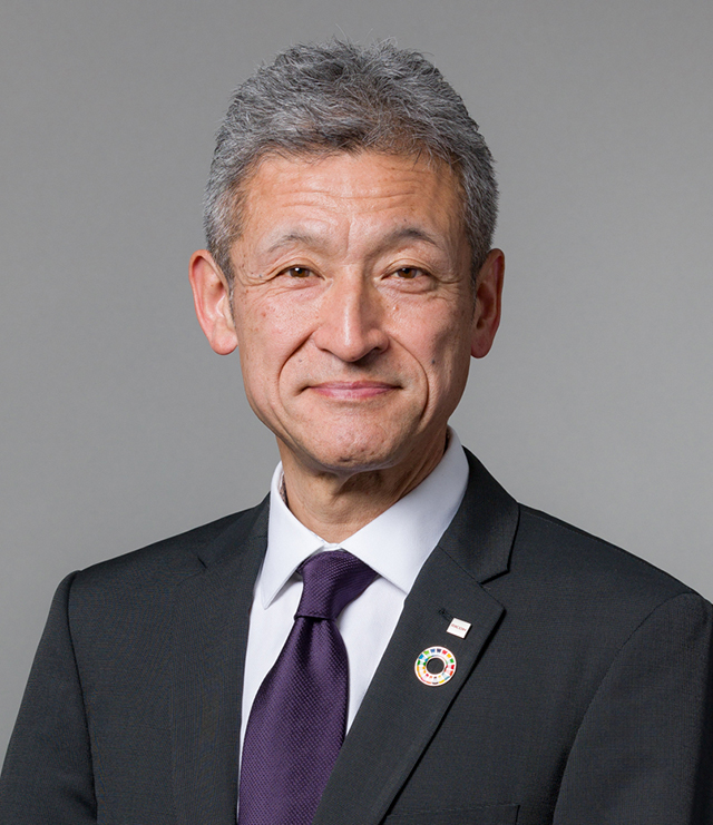 代表取締役 社長執行役員 冨永 康一郎